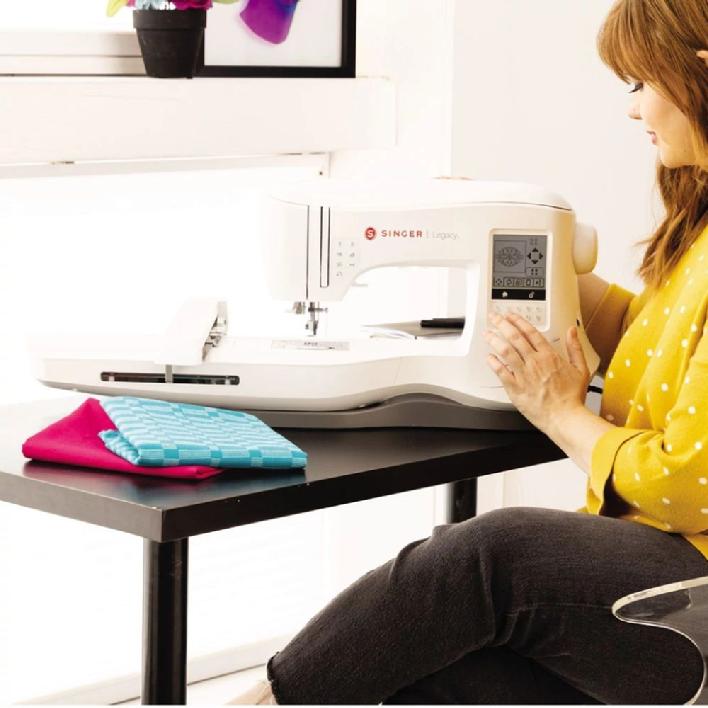 Singer SE300 Embroidery & Sewing Machine